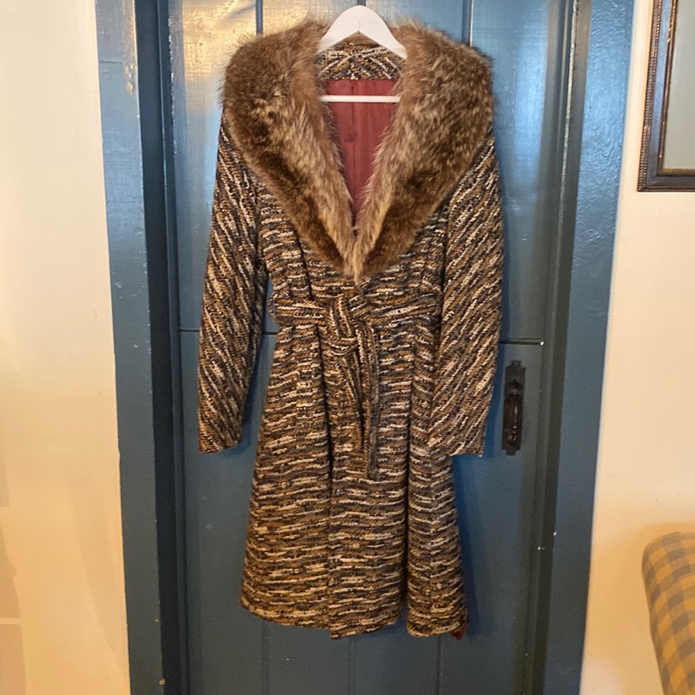Vintage English woven wool coat fur collar